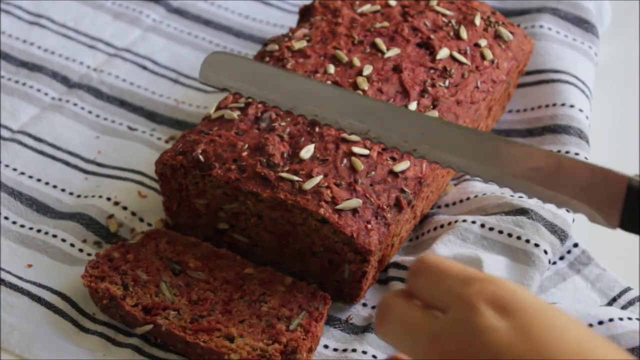 Healthy Beetroot Loaf with Spices