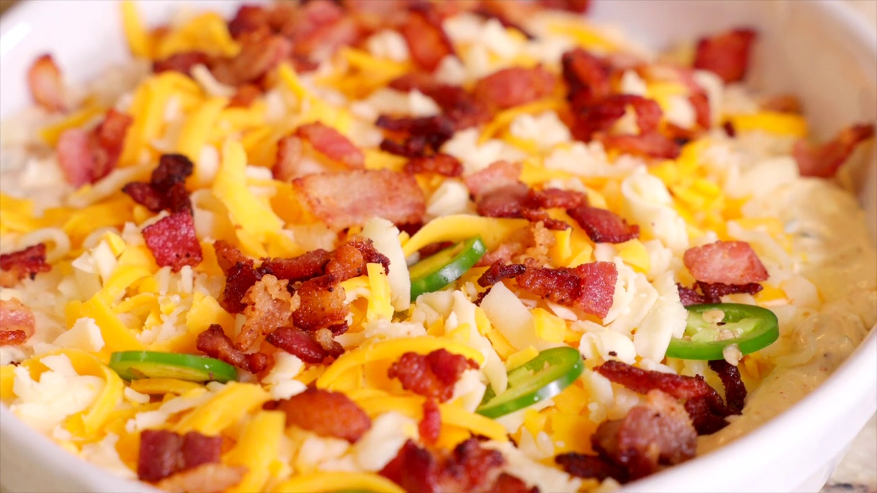 Creamy and Spicy Jalapeno Popper Spread