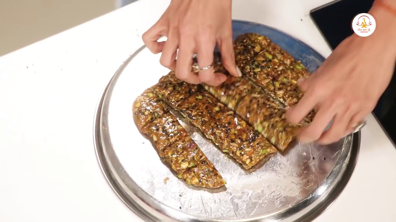 Crunchy Oats Walnut Energy Bars